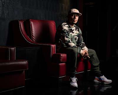 El B-Boy RoxRite posa para un retrato durante el Red Bull BC One Cypher en Boston, EEUU, el 1 de septiembre de 2018.