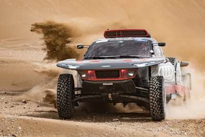 Carlos Sainz in Agadir ahead of the Rally of Morocco on September 26, 2022.