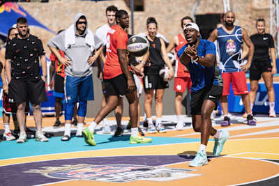 Chris Matthews a.k.a. Lethal Shooter während des Red Bull Half Court Weltfinales in Belgrad, Serbien am 15. September 2023.