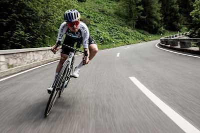 Cyclist Tom Pidcock puts on another descending masterclass on the Rossfeld Panorama road in the German Alps 
