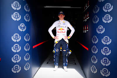 Max Verstappen en el garaje del Gran Premio de Australia.