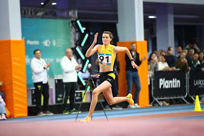 Yaroslava Mahuchikh zdobywa złoto w skoku wzwyż kobiet podczas Halowych Mistrzostw Ukrainy w Lekkoatletyce 2026 w Kijowie, Ukraina, 28 lutego 2026 r.