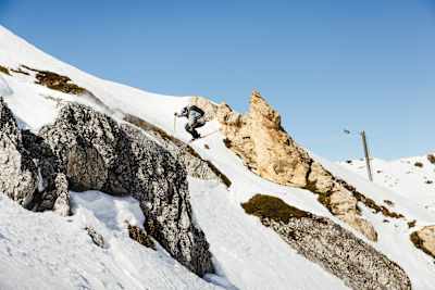 Max Palm doing a 360 in Les Arcs, France on March 3, 2023