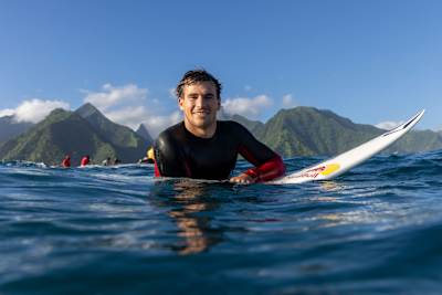 Jack Robinson sits in the line-up at Teahupo'o in Tahiti