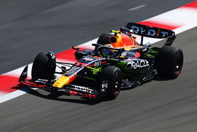 RB19, widoczna farba flow-vis
