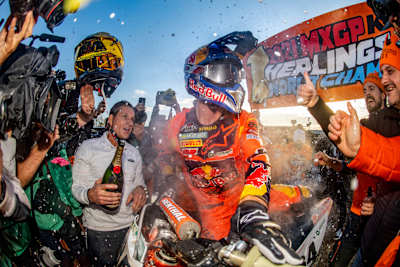 Jeffrey Herlings wins his second MXGP title in Mantua.