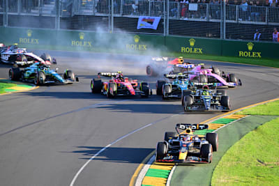 Max Verstappen leads Lewis Hamilton of Great Britain and the rest of the field at the second restart of the F1 Grand Prix of Australia at Albert Park on April 02, 2023 in Melbourne, Australia.