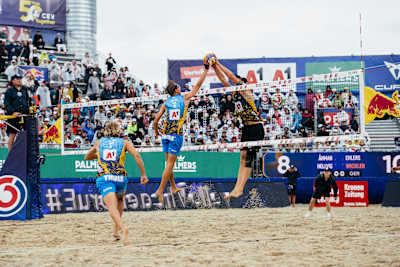 David Ahman and Jonatan Hellvig stehen im Halbfinale der Beach EM 2023