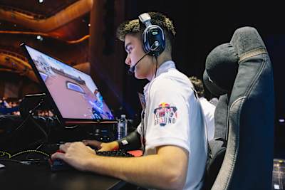 FUT Esports beim Spielen während Red Bull Home Ground in Istanbul, Türkei, Oktober 2024.