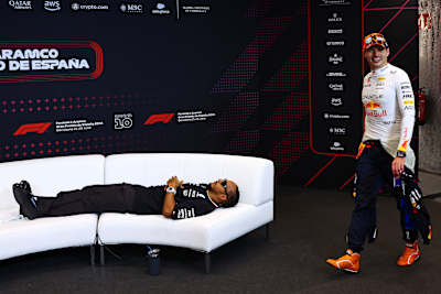 Max Verstappen y Lewis Hamilton