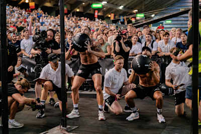 Des participantsen action lors du championnat du monde Hyrox à Nice, en France, le 7 juin 2024.