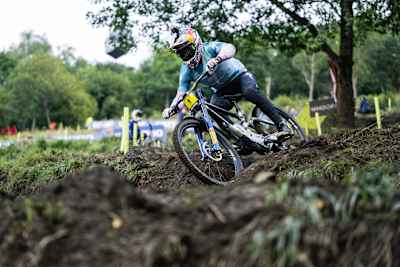 Loïc Bruni beim UCI-Downhill-Weltcup.