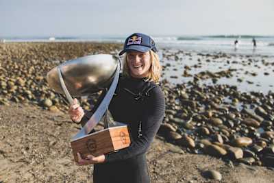 Caity Simmers wins the WSL Women’s World Title at Lower Trestles on September 6, 2024. 