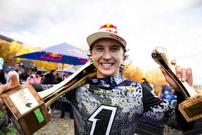 Jackson Goldstone celebrates during the race at UCI Mountain Bike World Cup 2025 - Mont-Saint-Anne, Canada on October 11, 2025.