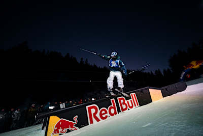 On January 17, 2025, Miro Tabanelli stylishly jibs the rail during Red Bull Rail Riot in Laax, Switzerland.