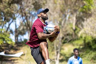 Siya Kolisi catches the ball during Red Bull Roots Rugby Camp, Port Elizabeth, South Africa on 12 October 2024.