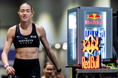  Joanna Wietrzyk walks to the start line ahead of the Elite 15 at the Hyrox Major in Hong Kong in November, 2024. 