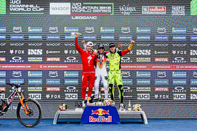 Jackson Goldstone, Loic Bruni e Henri Kiefer alla UCI Mountain Bike World Cup 2025, Leogang, Austria.