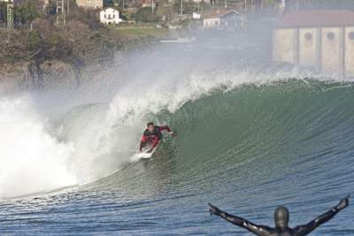 Aritz Aranburu surfing at Mundaka.