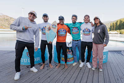 Leo Fioravanti and Teresa Bonvalot congratulate Red Bull Pool Clash Switzerland winners