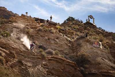 Chelsea Kimball mengendarai Red Bull Rampage di Virgin, Utah, AS pada 10 Oktober 2024.