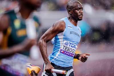 Letsile Tebogo sprints for Botswana, claiming gold in the men’s 4x400m relay at the World Athletics Championships 2025 in Tokyo, Japan.