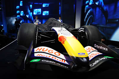 Visa Cash App Racing Bulls 2026 Araç Lansmanı