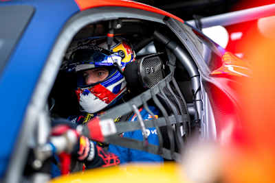 Max Verstappen za upravljačem automobila Mercedes-AMG GT3 na Nürburgringu u Njemačkoj, 31. marta 2026.