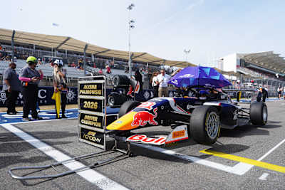 Alisha aces Austin to take F1 Academy crown
