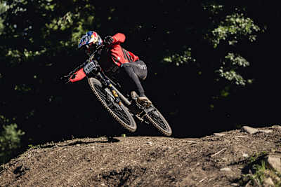 Aaron Gwin rides his mountain bike at the UCI DH World Cup in Loudenvielle, France, on September 08, 2024.