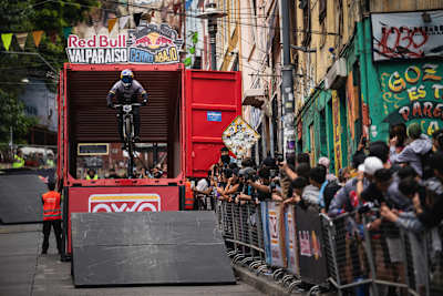 Tomáš Slavík tackles a daring downhill challenge at Red Bull Cerro Abajo in Valparaíso, Chile, thrilling fans with high-speed action on March 2, 2025