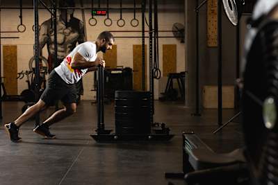 نصائح وتمارين رياضية سهلة للبدء برحلة اللياقة البدنية