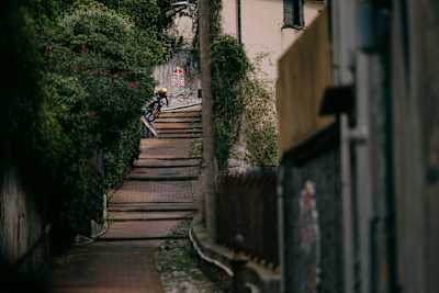 Felipe Agurto rides down steps during Red Bull Cerro Abajo finals 