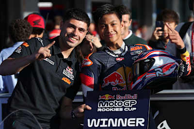 Kiandra Ramadhipa is the happy winner of Race 2 in Jerez 2026