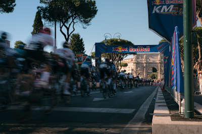 La città eterna assegnerà la maglia rosa numero 109 della storia del Giro d'Italia.