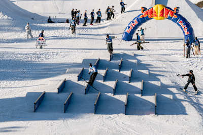 Skiers Melvin Seliberg and Andreas Håtveit conquer the Red Bull Unrailistic course during the 2026 Best Trick challenge in Åre, Sweden, displaying world-class freestyle skiing