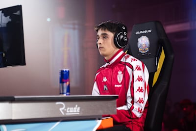 Wawa competes at the Red Bull Dragon FighterZ World Tour in Paris, France on February 8, 2020