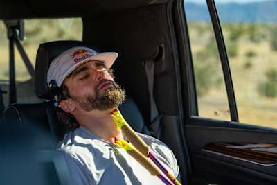 Arda Saatçi takes a moment to recharge during the 2026 Red Bull Cyborg Season Ultra 600 in Death Valley.