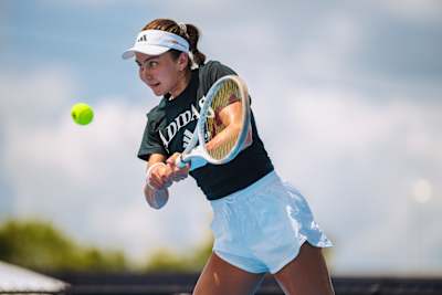 Rising American tennis star Iva Jovic performs in Cincinnati, Ohio, USA. 