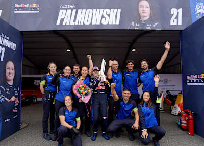 Alisha celebrates with the Team in Zandvoort
