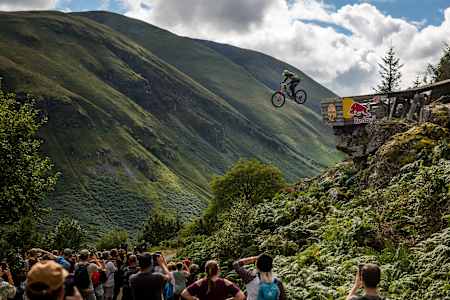 Adam Brayton takes on a huge drop at Dinas Mawddwy, Wales for Red Bull Hardline in September 2022, 