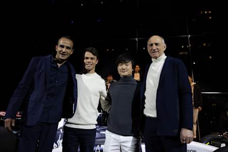 Scuderia AlphaTauri-Teamchef Franz Tost beim Launch des AT04 in New York City. 