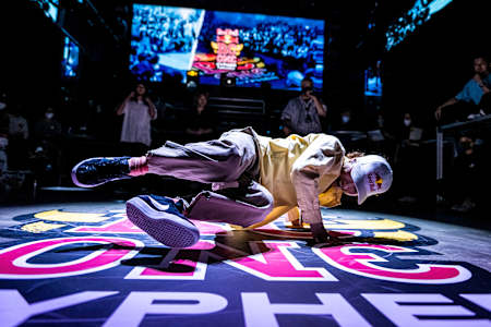 B-Girl Ami performs her judge move during the Red Bull BC One Fukuoka cypher in Fukuoka, Japan on August 6, 2022.