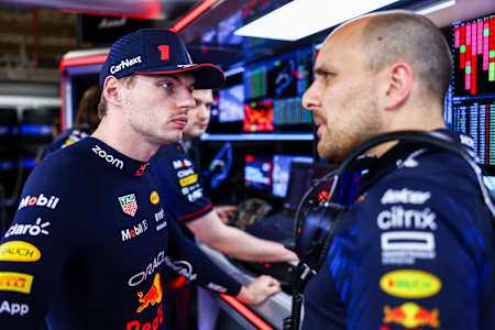 Gianpiero Lambiase y Hugh Bird,ingenieros de carrera Max Verstappen y Sergio Pérez del Oracle Red Bull Racing.
