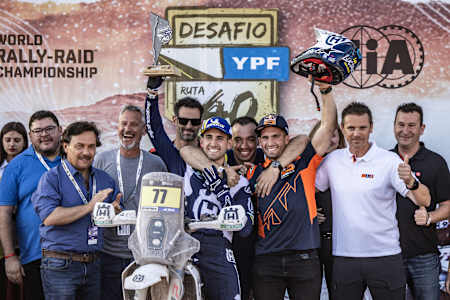 Kevin Benavides & Max Benavidesc celebrate during the prize giving ceremony at Desafio Ruta 40 2023 in Salta, Argentina on September 1, 2023.