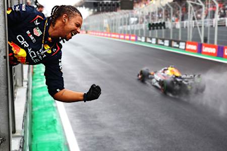 Red Bull Racing mechanic celebrates as Max Verstappen of the Netherlands and Oracle Red Bull Racing wins the F1 Grand Prix of Brazil