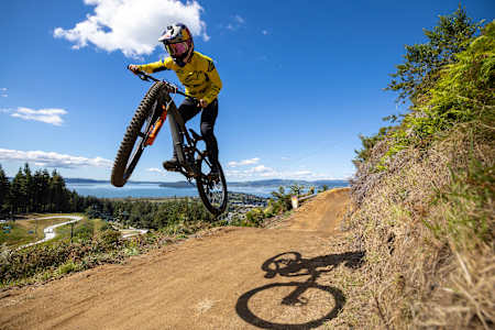 Jess Blewitt performs during Air DH at Crankworx in Rotorua, New Zealand on March 23, 2023.