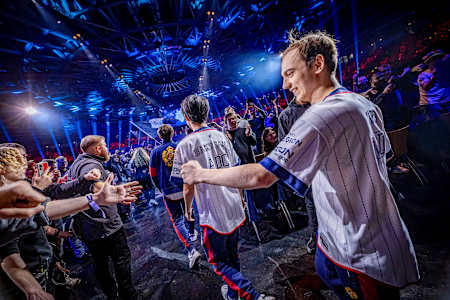 Le joueur pro Caps lors du tournoi League of Legends Red Bull League of Its Own 2023, à Berlin.