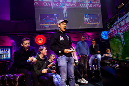 Levi de Weerd marcando en la Levi’s Perfect Strike en Ámsterdam, Países Bajos, el 13 de enero de 2023. 