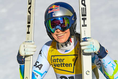 Lindsey Vonn (USA) beim FIS Ski Alpin Weltcup am 8. Februar 2025 in Saalbach, Österreich.